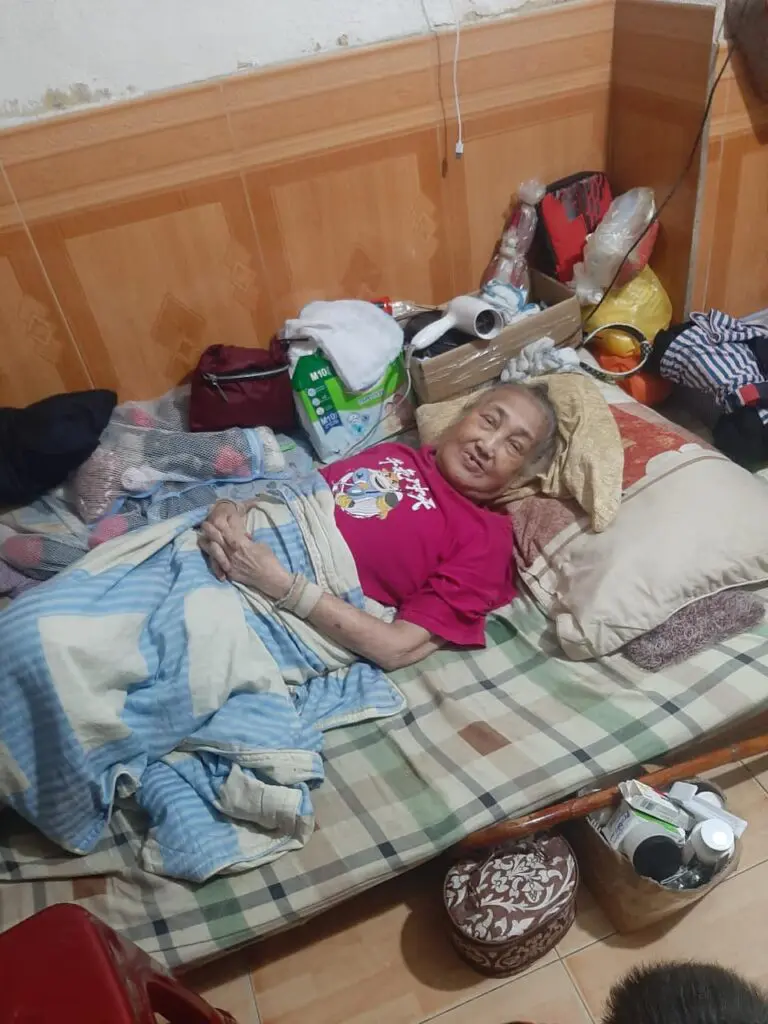 283314153 149424204271117 4318864256299438652 n Sharing Love. Hand in Hand TMT Foundation