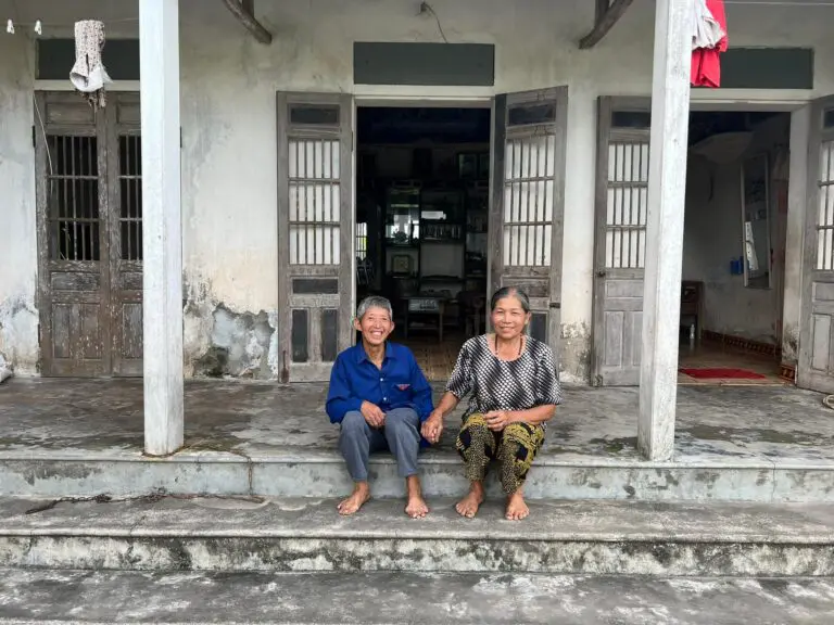 284086289 149996867547184 492346311500299975 n 1 Sharing Love. Hand in Hand TMT Foundation