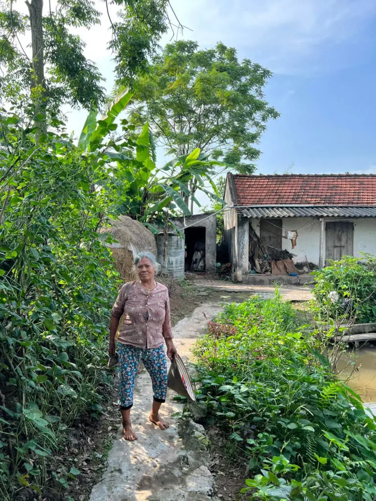 284147625 149997377547133 8649957423839147093 n 1 Sharing Love. Hand in Hand TMT Foundation