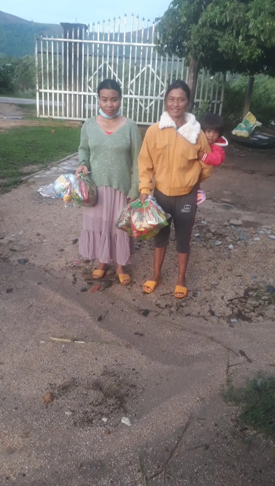 Celebrating Mid- Autumn Fest with People in Daklak 7 4acdd a44338 435c5bca9caf4fd6a244e6183abb18f1mv2 Celebrating Mid- Autumn Fest with People in Daklak TMT Foundation