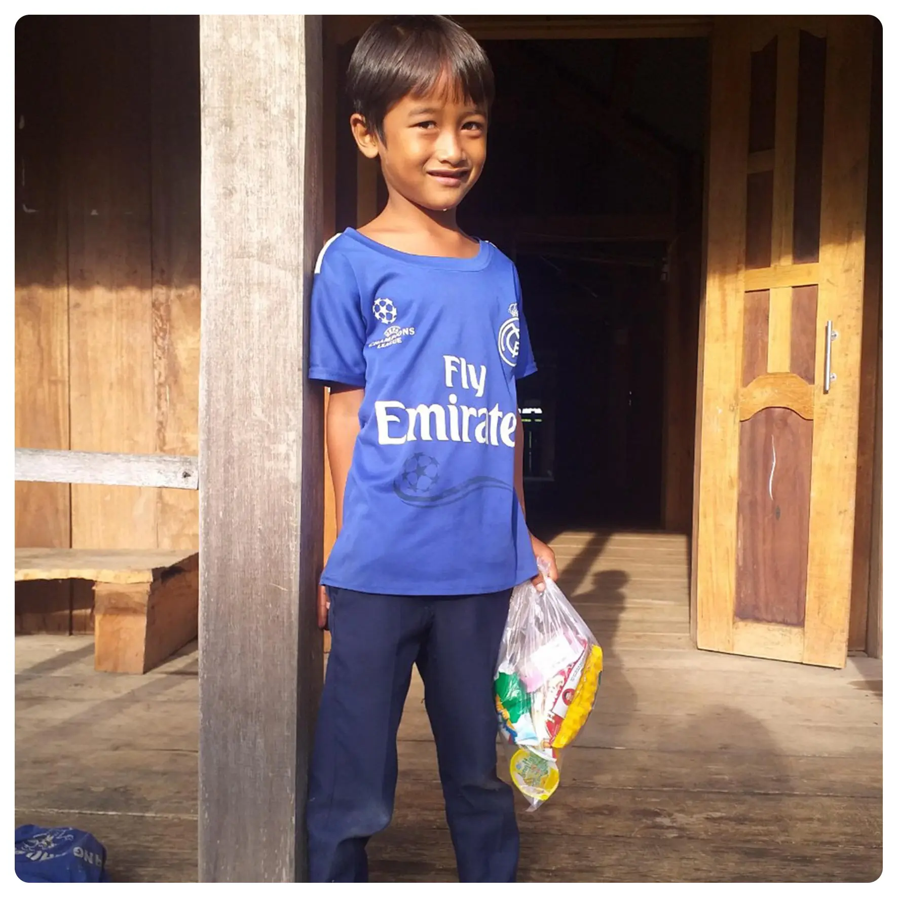 Mid-Autumn Festival in Daklak & Quang Tri 18 63942 220675 db18db542108418e892a8b528aaa5247mv2 Mid-Autumn Festival in Daklak & Quang Tri TMT Foundation