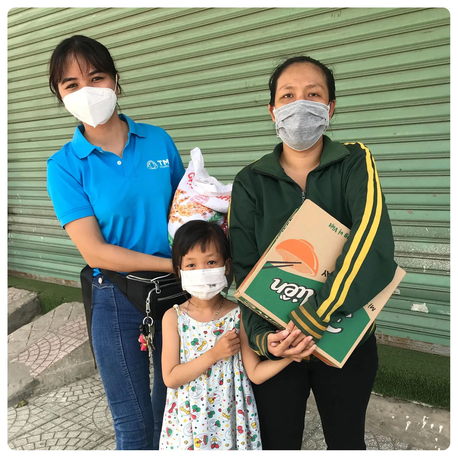 Hat gao yeu thuong - Sai gon 13 689c1 220675 3755d22249e34a80a7fb0f8b6ba78cf7mv2 Hat gao yeu thuong - Sai gon TMT Foundation