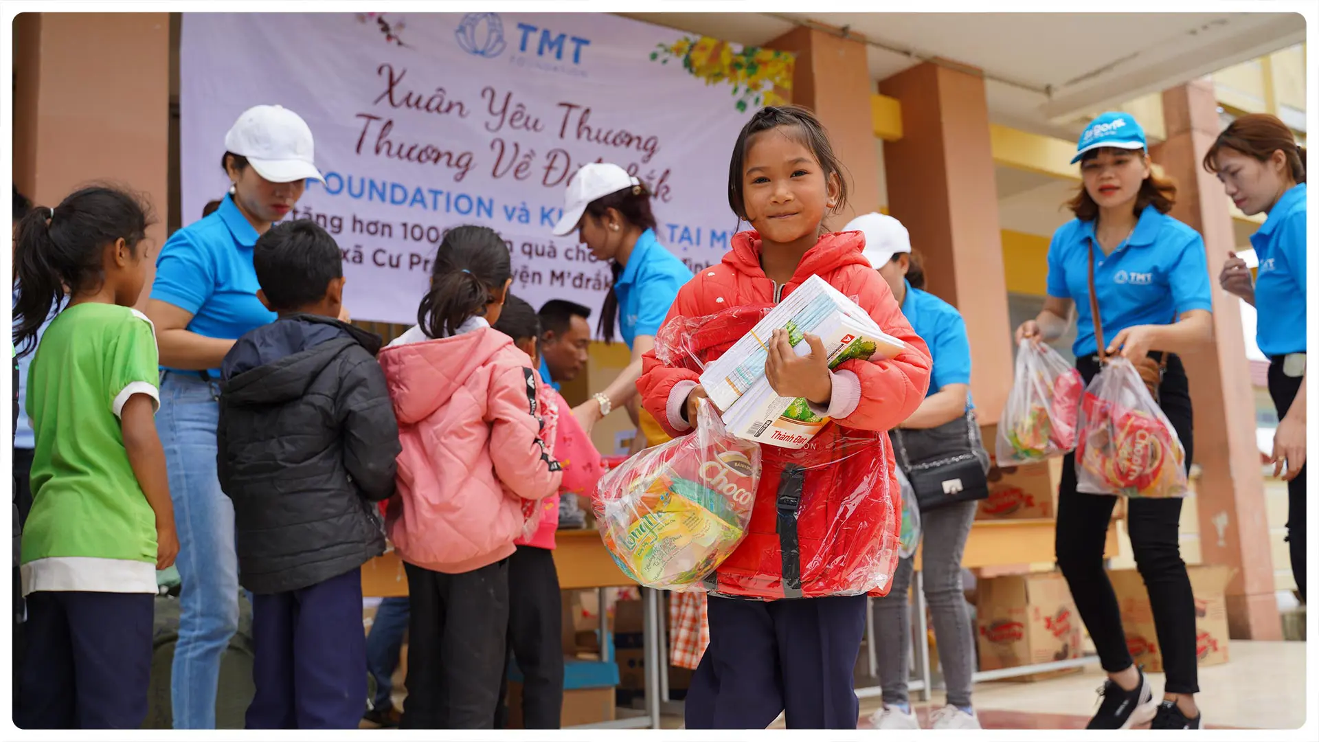 Xuan yeu thuong - Thuong ve Daklak - Daklak Province 20 83bd1 220675 6e1bf495103045d3a8259eb3fa8f80f2mv2 Xuan yeu thuong - Thuong ve Daklak - Daklak Province TMT Foundation