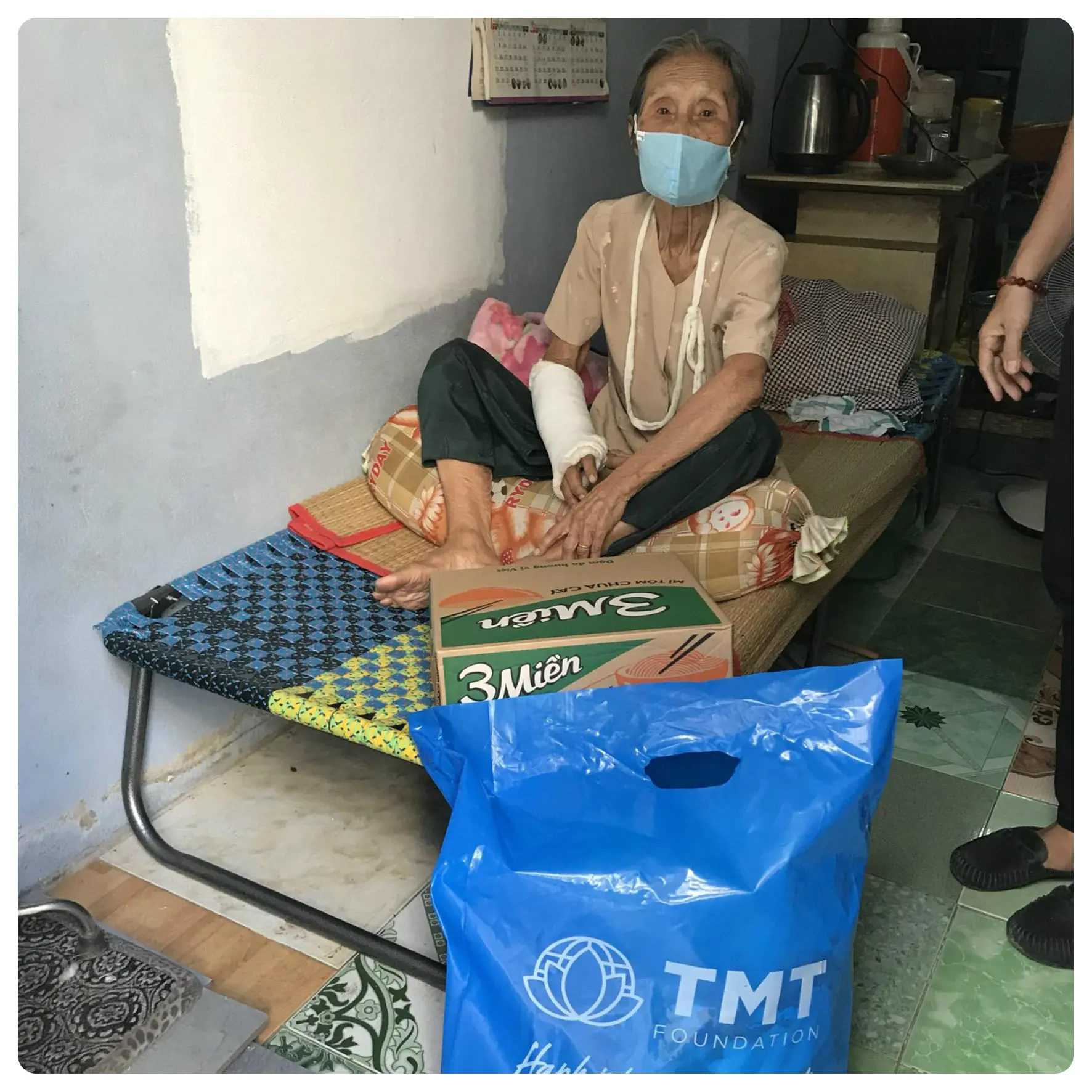 Hat gao yeu thuong - Sai gon 16 d7da3 220675 51633c56cc3d4c1f96b0960cf82ce9d2mv2 Hat gao yeu thuong - Sai gon TMT Foundation