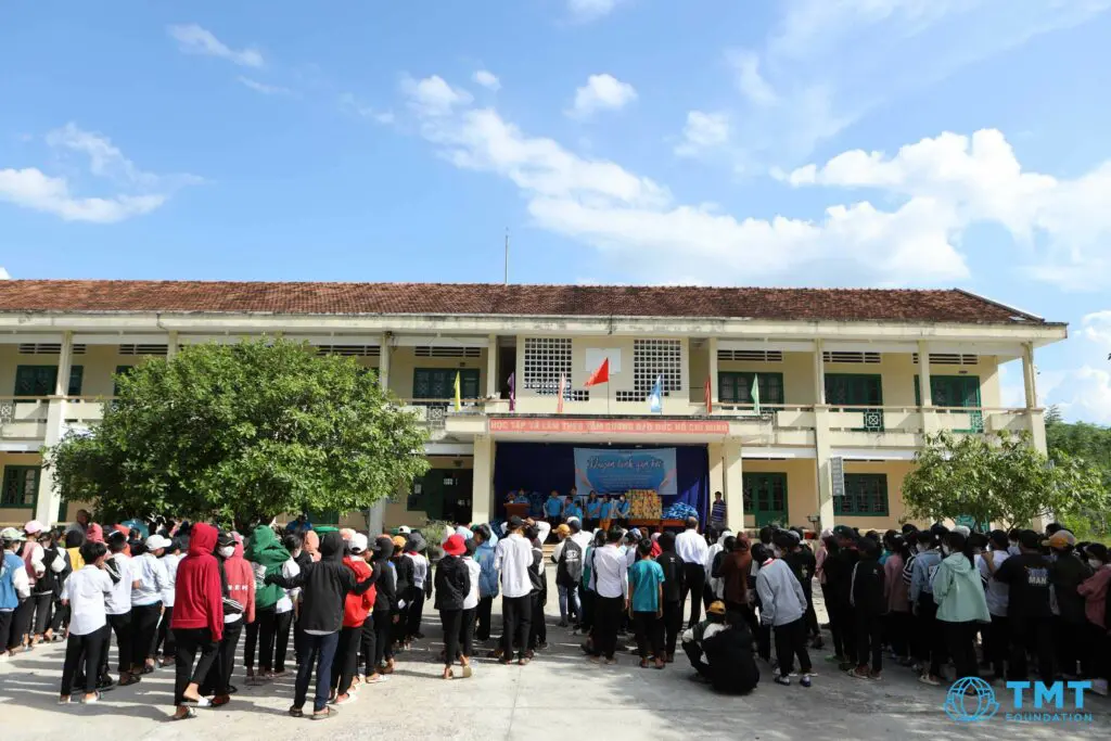 Canh Hoa Commune, Van Canh District, Binh Dinh Province: Empowering Education and Community Growth 13 0X8A1733 Canh Hoa Commune, Van Canh District, Binh Dinh Province: Empowering Education and Community Growth TMT Foundation