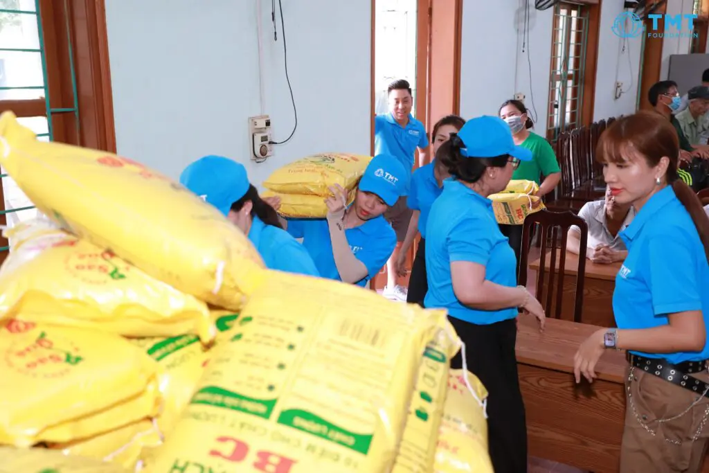 9N4A4027 Viet Lam Commune, Vi Xuyen District, Ha Giang Province TMT Foundation