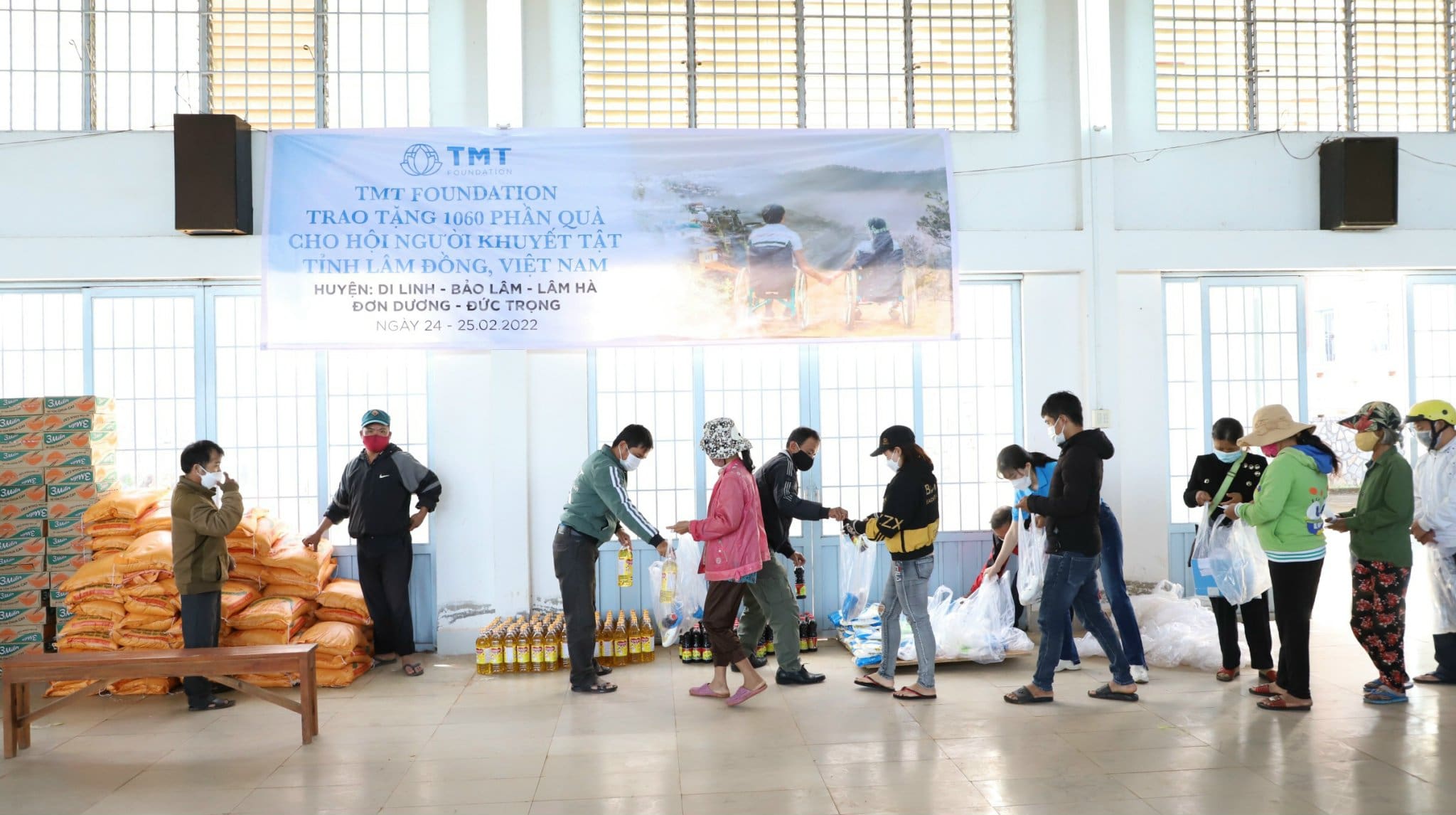 Bringing a warm spring to people with disabilities in Lam Dong Province 6 05235 220675 d677e5d259ab448dbb79db0821be3f0bmv2 Bringing a warm spring to people with disabilities in Lam Dong Province TMT Foundation