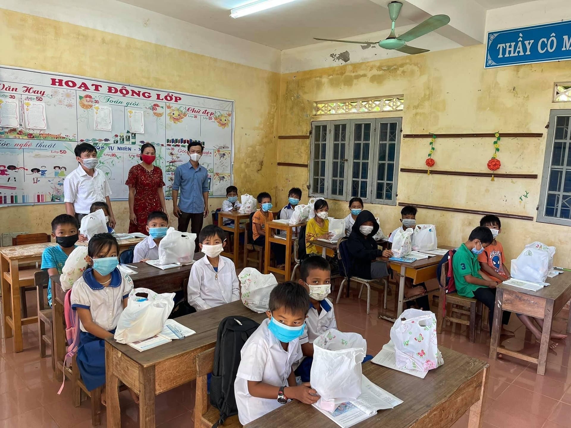 The Children in Quang Tri: Cheng Village 5 1dcb0 a44338 12cbcdb2898d4484897ec71f9ffe1996mv2 The Children in Quang Tri: Cheng Village TMT Foundation