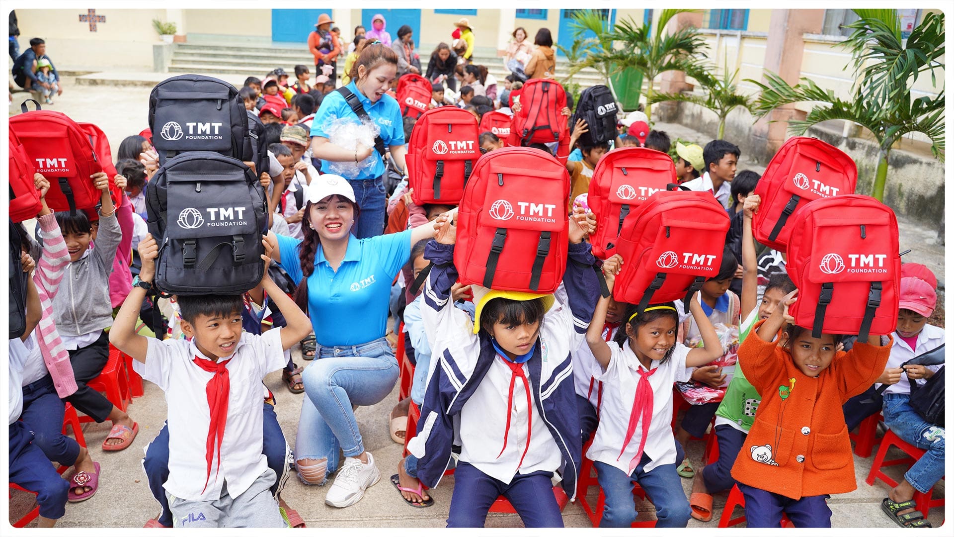 Xuan yeu thuong - Thuong ve Daklak - Daklak Province 22 557b9 220675 e6feb332dafa49d1985d737975e73867mv2 Xuan yeu thuong - Thuong ve Daklak - Daklak Province TMT Foundation