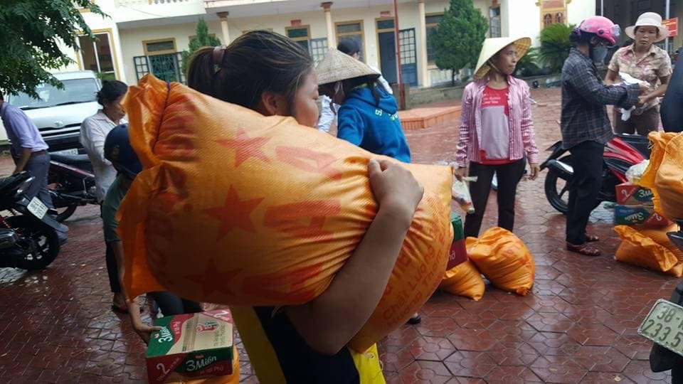 8bdfb a44338 d8a6558921614333a7f3b981c8337b4cmv2 Discovering the aftermath of fish deaths in Ky Anh Thuong District TMT Foundation