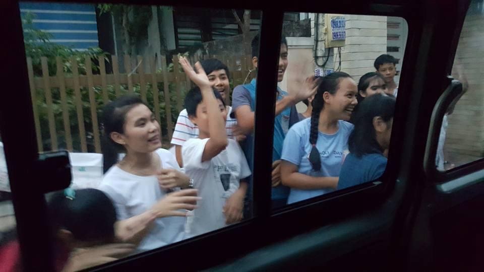 8e2ca a44338 812648890a8e465090f36eda6dc6f3abmv2 Gift Giving at Thua Thien Hue Province TMT Foundation