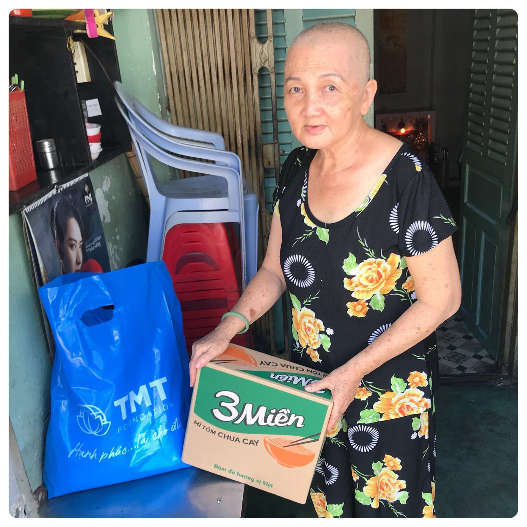 b2f8a 220675 ffd8989470834d48bba6039451c8a968mv2 Hat gao yeu thuong - Sai gon TMT Foundation