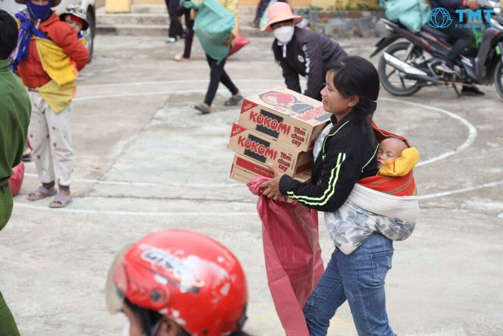 Mang Buk Commune, Kon Plong District, Kon Tum Province 7 0X8A6075 Mang Buk Commune, Kon Plong District, Kon Tum Province TMT Foundation