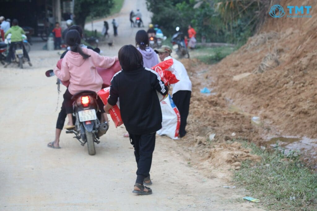 0X8A6444 Dak Ring Commune, Kon Plong District, Kon Tum Province TMT Foundation