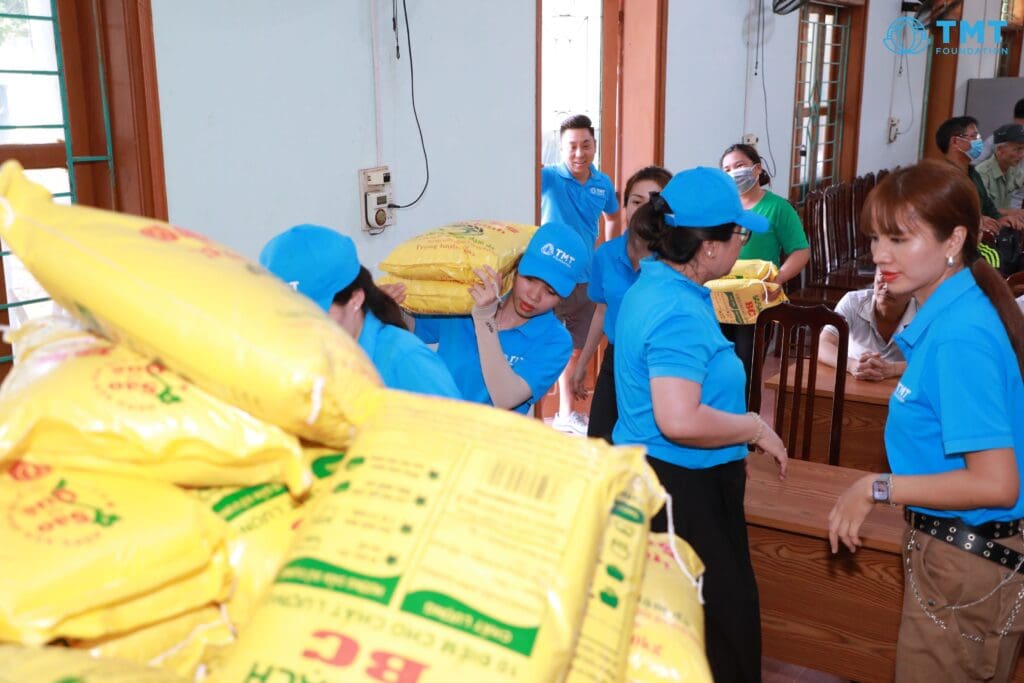 9N4A4027 Viet Lam Commune, Vi Xuyen District, Ha Giang Province TMT Foundation